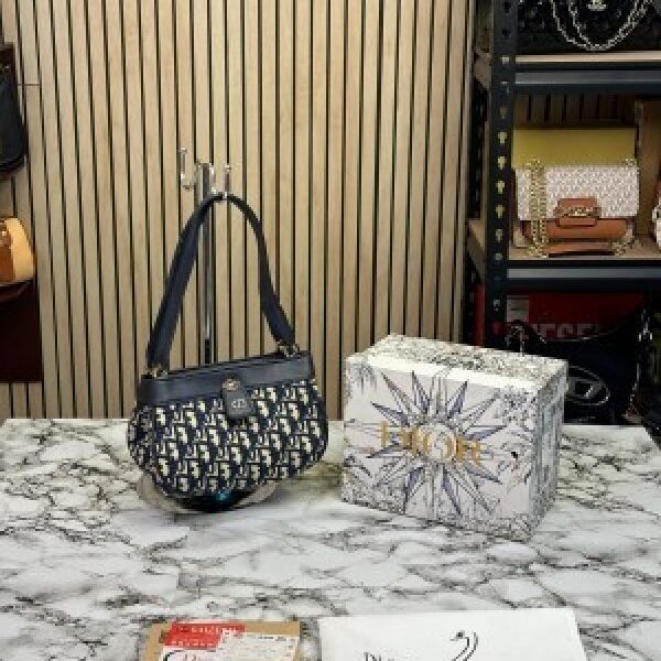 Christian dior with og box and dust bag