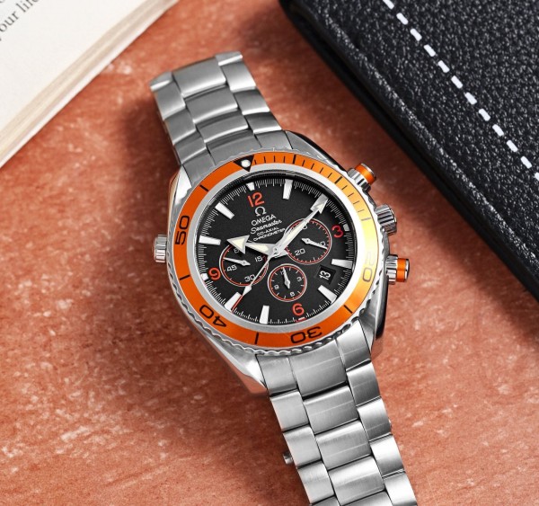 Omega Seamaster Planet Ocean 600M Chronograph with ( OG KIT )