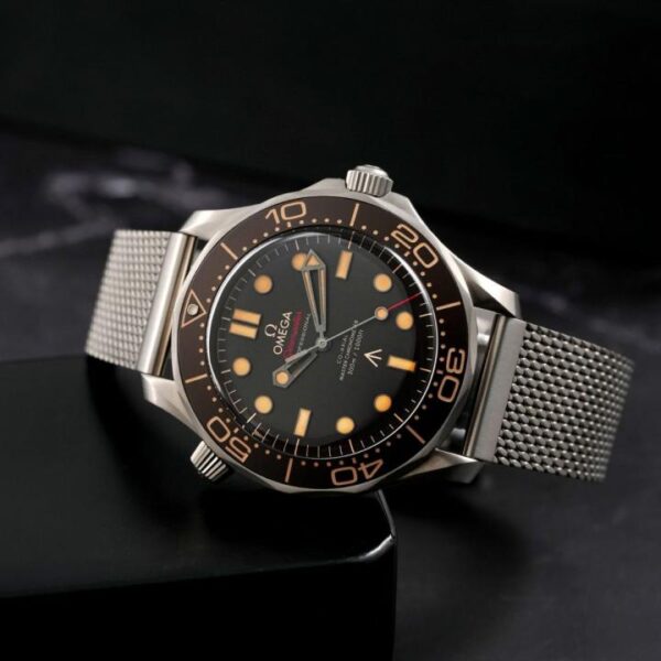 Omega Seamaster Diver 300M 007 Edition